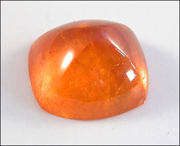 SPESSARTITE GARNET (NIGERIA) – SUGARLOAF CABOCHON 6.17 CT.